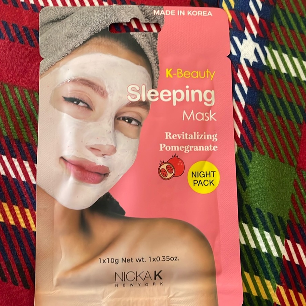 Sleeping mask